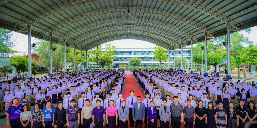 ปฐมนิเทศนักเรียนชั้น ม.1 ม.4 ปีการศึกษา 2569