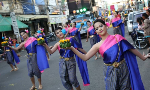 ประเพณีวันลอยกระทง จังหวัดบุรีรัมย์ ประจำปี 2557 ประเพณีวันลอยกระทง จังหวัดบุรีรัมย์ ประจำปี 2557